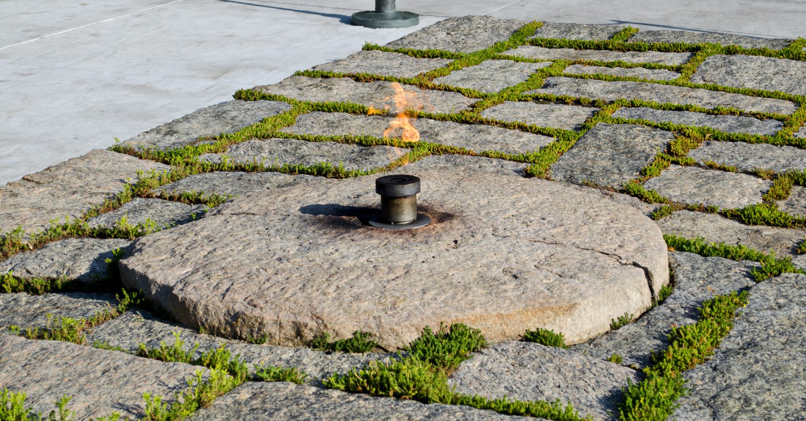 Eternal flame, JFK gravesite